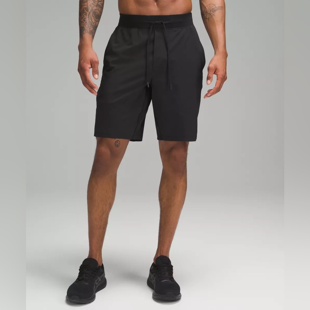 Lululemon T.H.E. Short 9" *Linerless